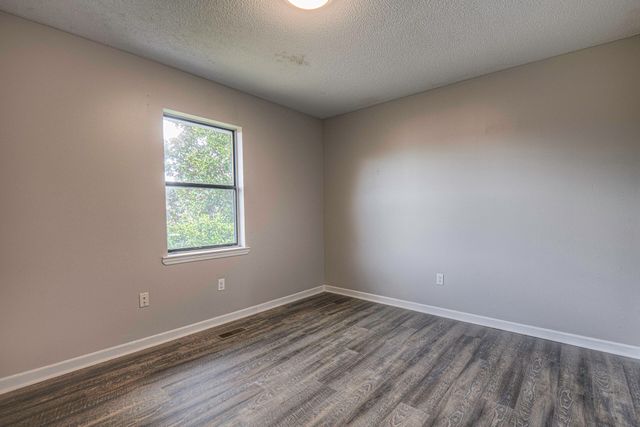 901 Hawthorne Court, Chattanooga, TN 37406