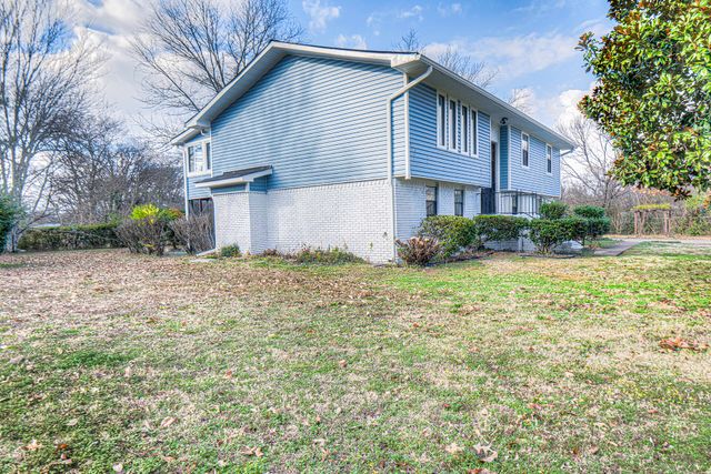 901 Hawthorne Court, Chattanooga, TN 37406