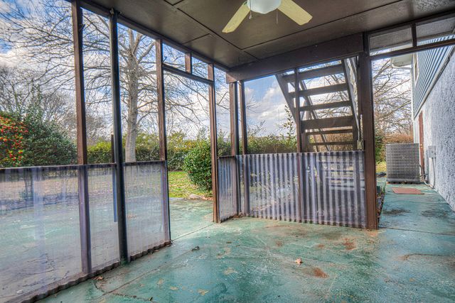 901 Hawthorne Court, Chattanooga, TN 37406