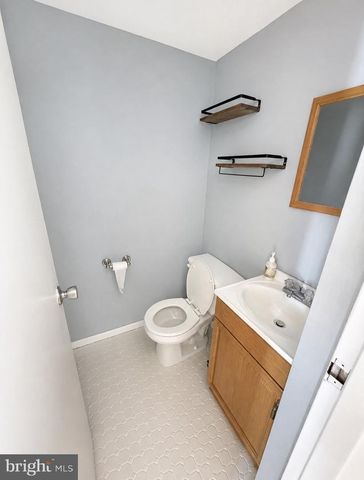 114 LEXINGTON CT, Warminster, PA 18974