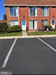 114 LEXINGTON CT, Warminster, PA 18974