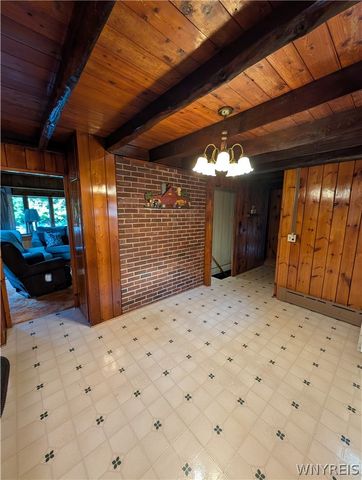 7236 Lower East Hill Road, Boston, NY 14033