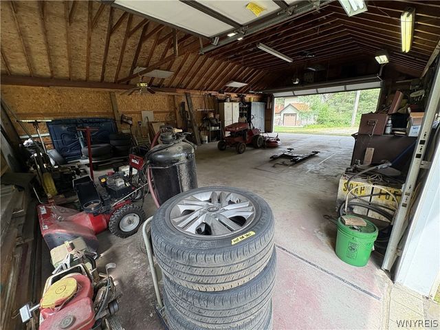 7236 Lower East Hill Road, Boston, NY 14033