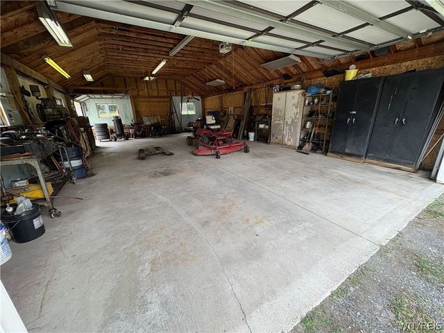 7236 Lower East Hill Road, Boston, NY 14033