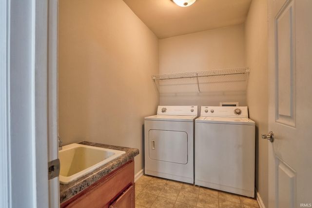 4180 Timberpoint Court, Jasper, IN 47546