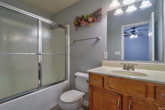 4180 Timberpoint Court, Jasper, IN 47546