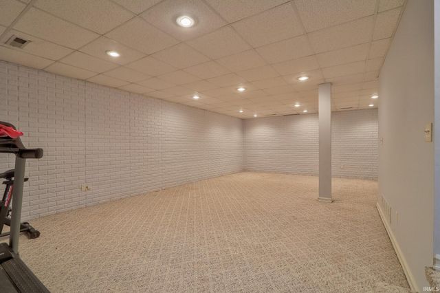 4180 Timberpoint Court, Jasper, IN 47546