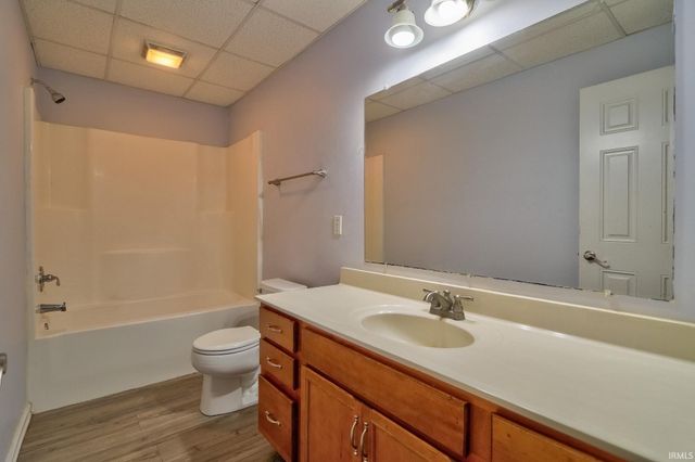 4180 Timberpoint Court, Jasper, IN 47546