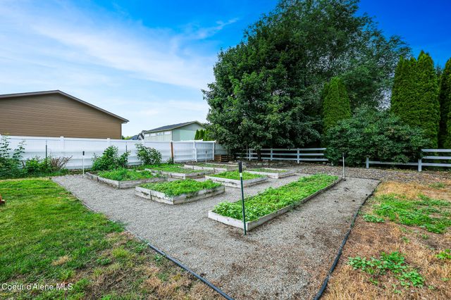 1980 W Polo Green AVE, Post Falls, ID 83854