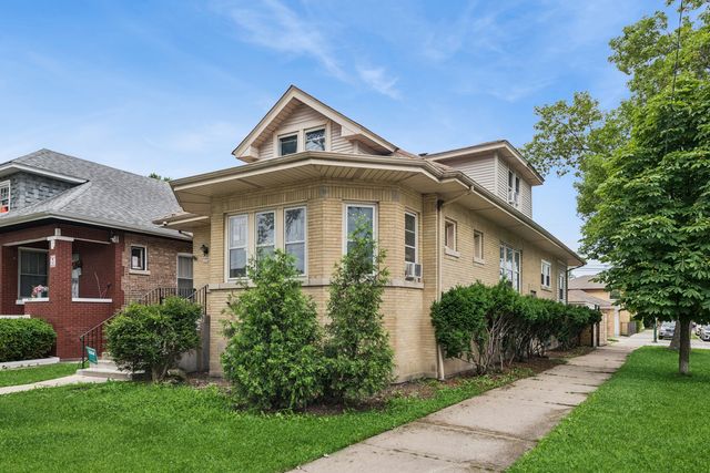 2656 N Newcastle Avenue, Chicago, IL 60707