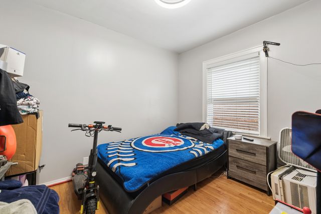 2656 N Newcastle Avenue, Chicago, IL 60707