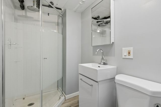 2656 N Newcastle Avenue, Chicago, IL 60707