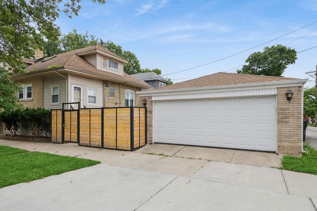 2656 N Newcastle Avenue, Chicago, IL 60707