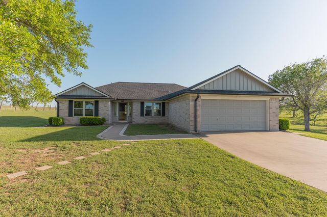 11950 Whitman Rd, Brenham, TX 77833