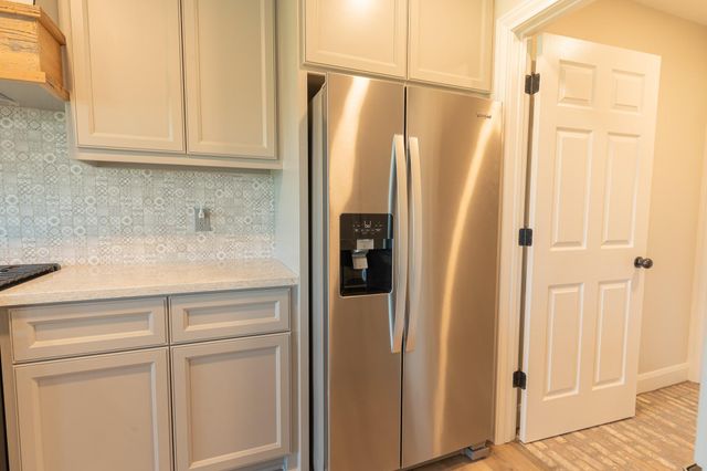 11950 Whitman Rd, Brenham, TX 77833