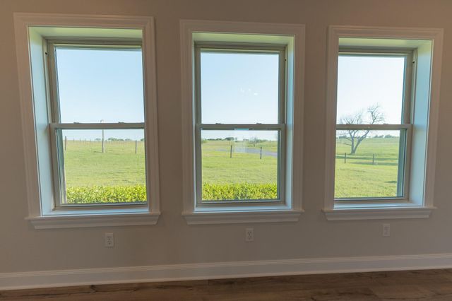 11950 Whitman Rd, Brenham, TX 77833