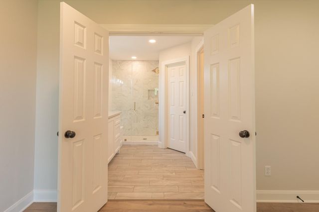 11950 Whitman Rd, Brenham, TX 77833