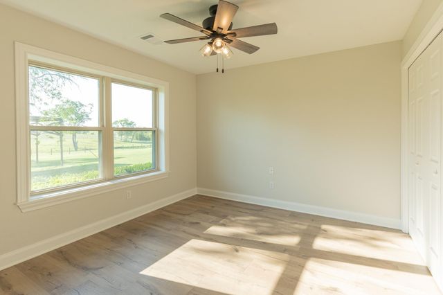 11950 Whitman Rd, Brenham, TX 77833