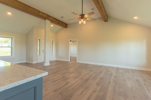 11950 Whitman Rd, Brenham, TX 77833