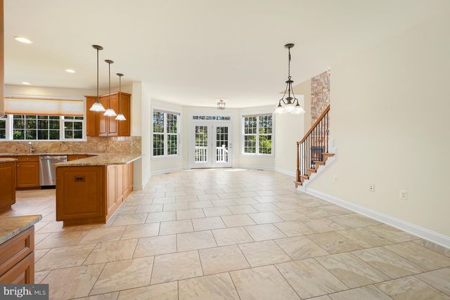 42115 PLEASANT FOREST CT, Ashburn, VA 20148