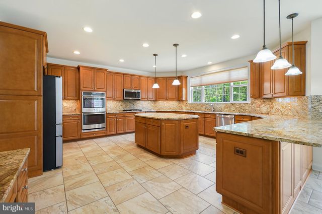 42115 PLEASANT FOREST CT, Ashburn, VA 20148