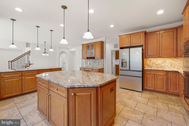 42115 PLEASANT FOREST CT, Ashburn, VA 20148