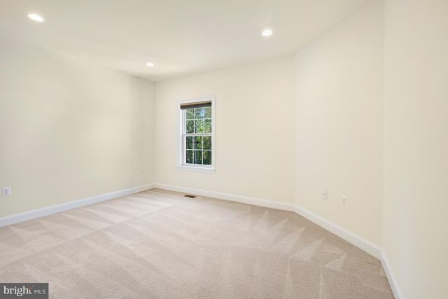 42115 PLEASANT FOREST CT, Ashburn, VA 20148