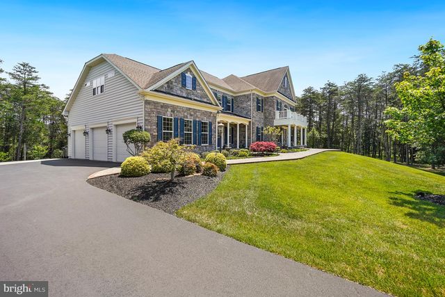 42115 PLEASANT FOREST CT, Ashburn, VA 20148