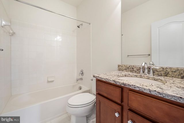 42115 PLEASANT FOREST CT, Ashburn, VA 20148