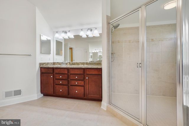 42115 PLEASANT FOREST CT, Ashburn, VA 20148