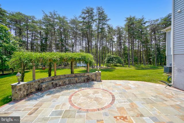 42115 PLEASANT FOREST CT, Ashburn, VA 20148