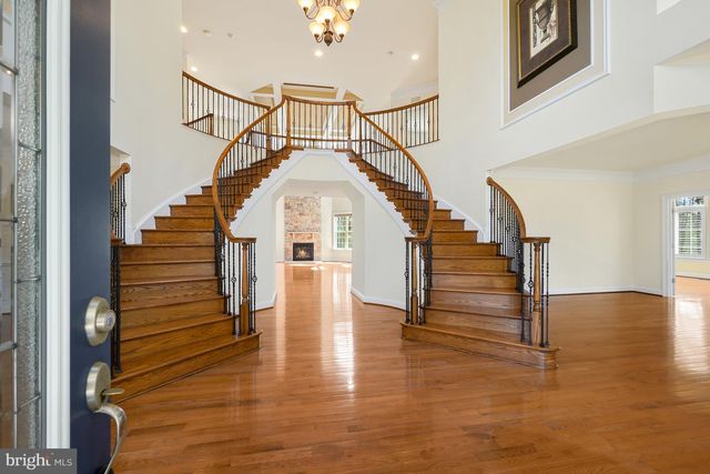 42115 PLEASANT FOREST CT, Ashburn, VA 20148