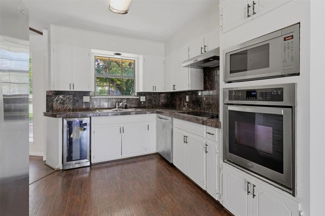 268 Quail ST, Meadowlakes, TX 78654