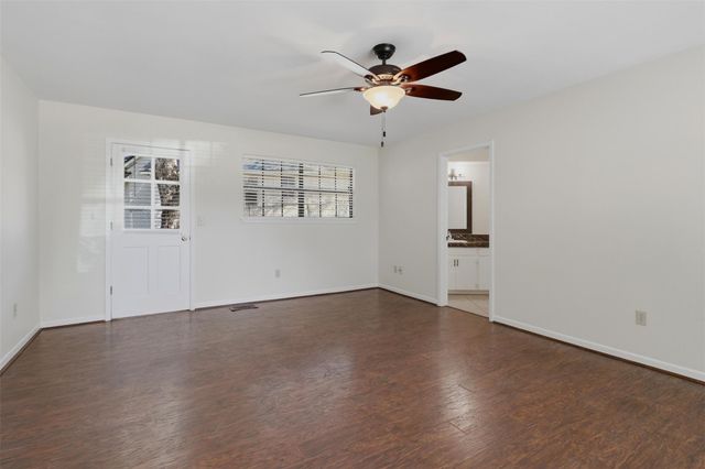 268 Quail ST, Meadowlakes, TX 78654