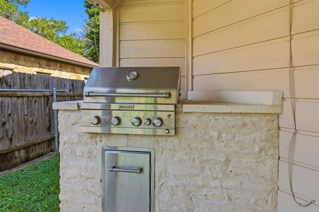 268 Quail ST, Meadowlakes, TX 78654