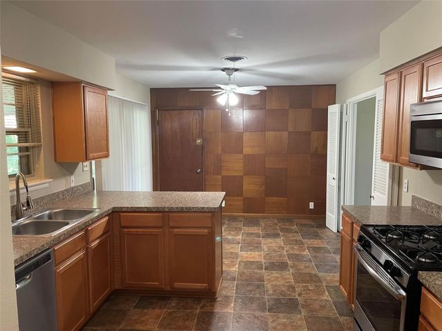 2532 Highwood Drive, Dallas, TX 75228