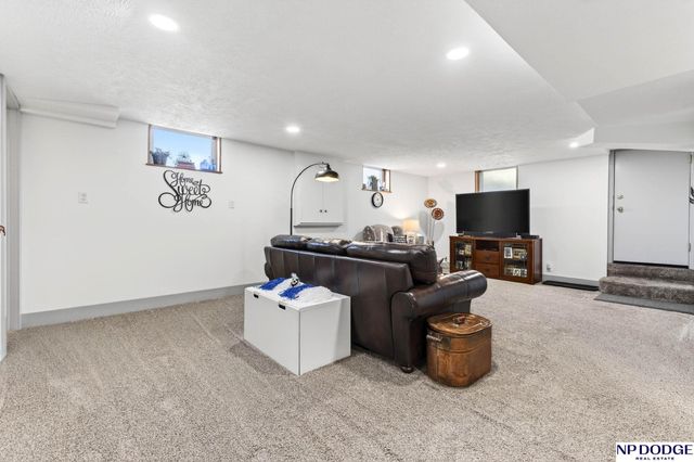 5136 Decatur Street, Omaha, NE 68104