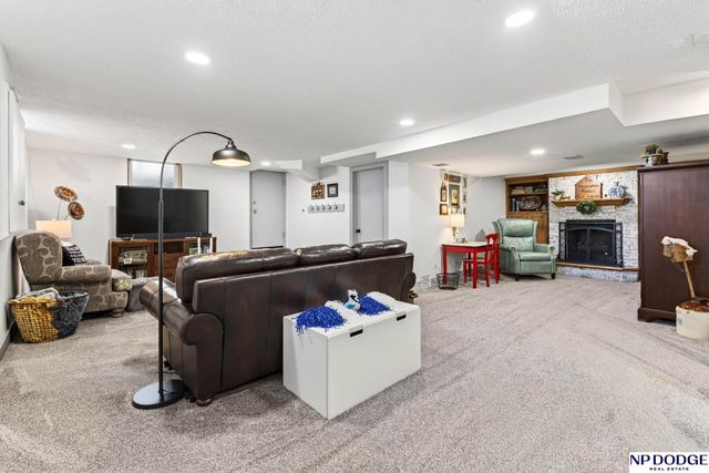 5136 Decatur Street, Omaha, NE 68104