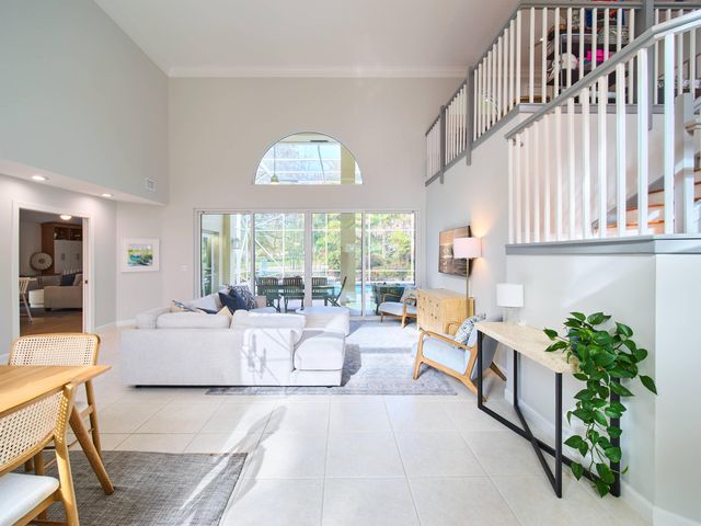 140 Victorian Lane, Jupiter, FL 33458