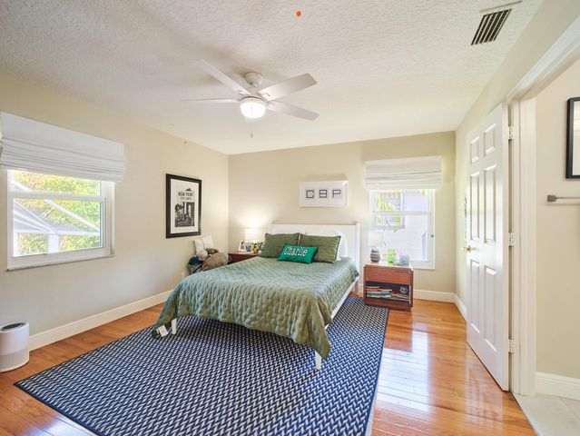 140 Victorian Lane, Jupiter, FL 33458