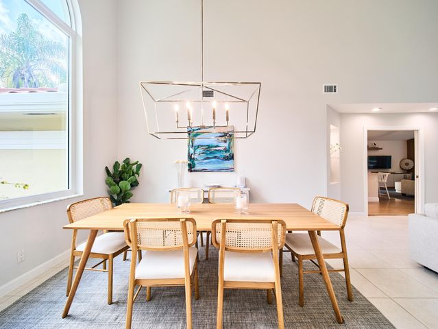 140 Victorian Lane, Jupiter, FL 33458