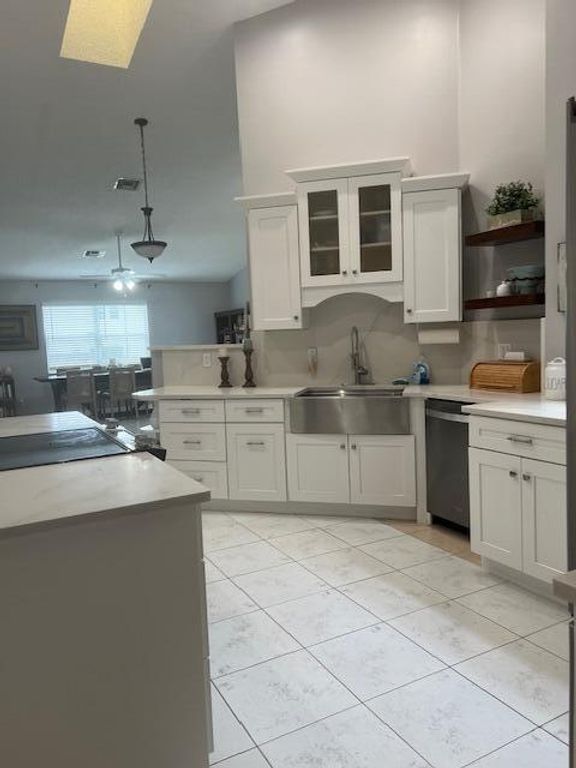 8597 Jade Drive 102, Tamarac, FL 33321