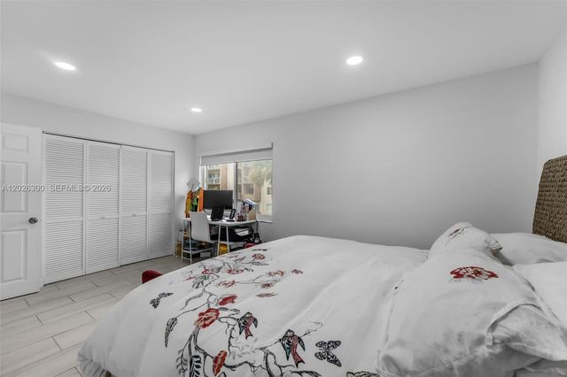 7765 SW 86th St F2-205, Miami, FL 33143
