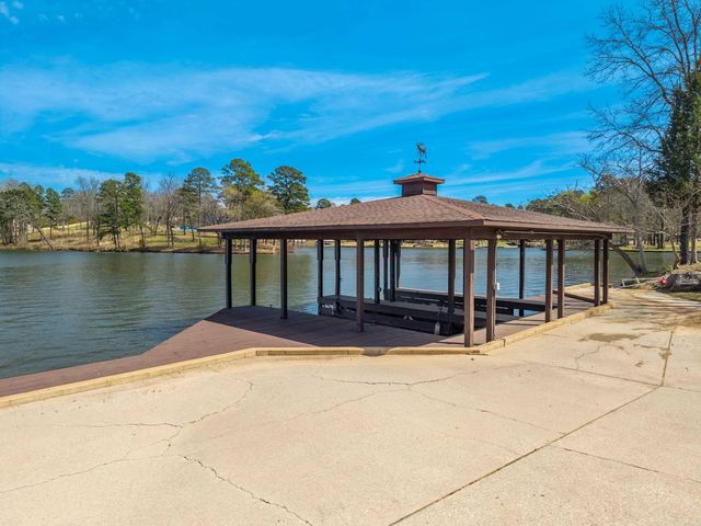 160 Cougar Terrace, Hot Springs, AR 71913