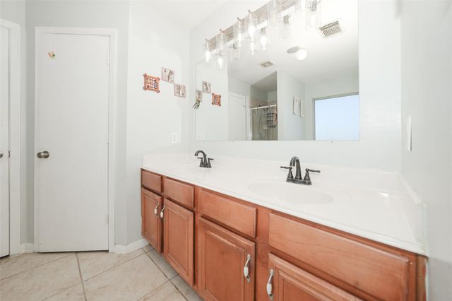 1403 Great Easton Lane, Houston, TX 77073