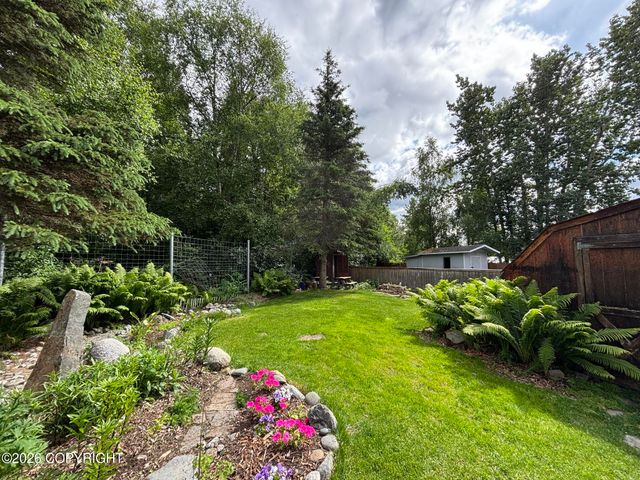 221 Orange Leaf Circle, Anchorage, AK 99504