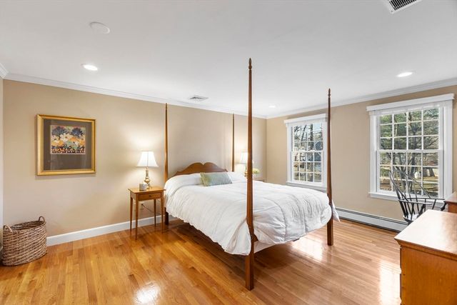 142 Abbott St, North Andover, MA 01845