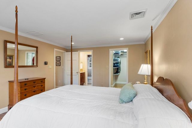 142 Abbott St, North Andover, MA 01845