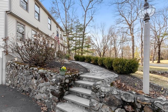 142 Abbott St, North Andover, MA 01845