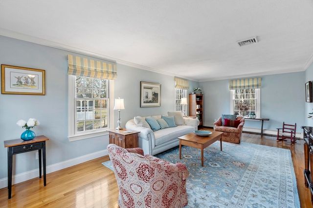 142 Abbott St, North Andover, MA 01845